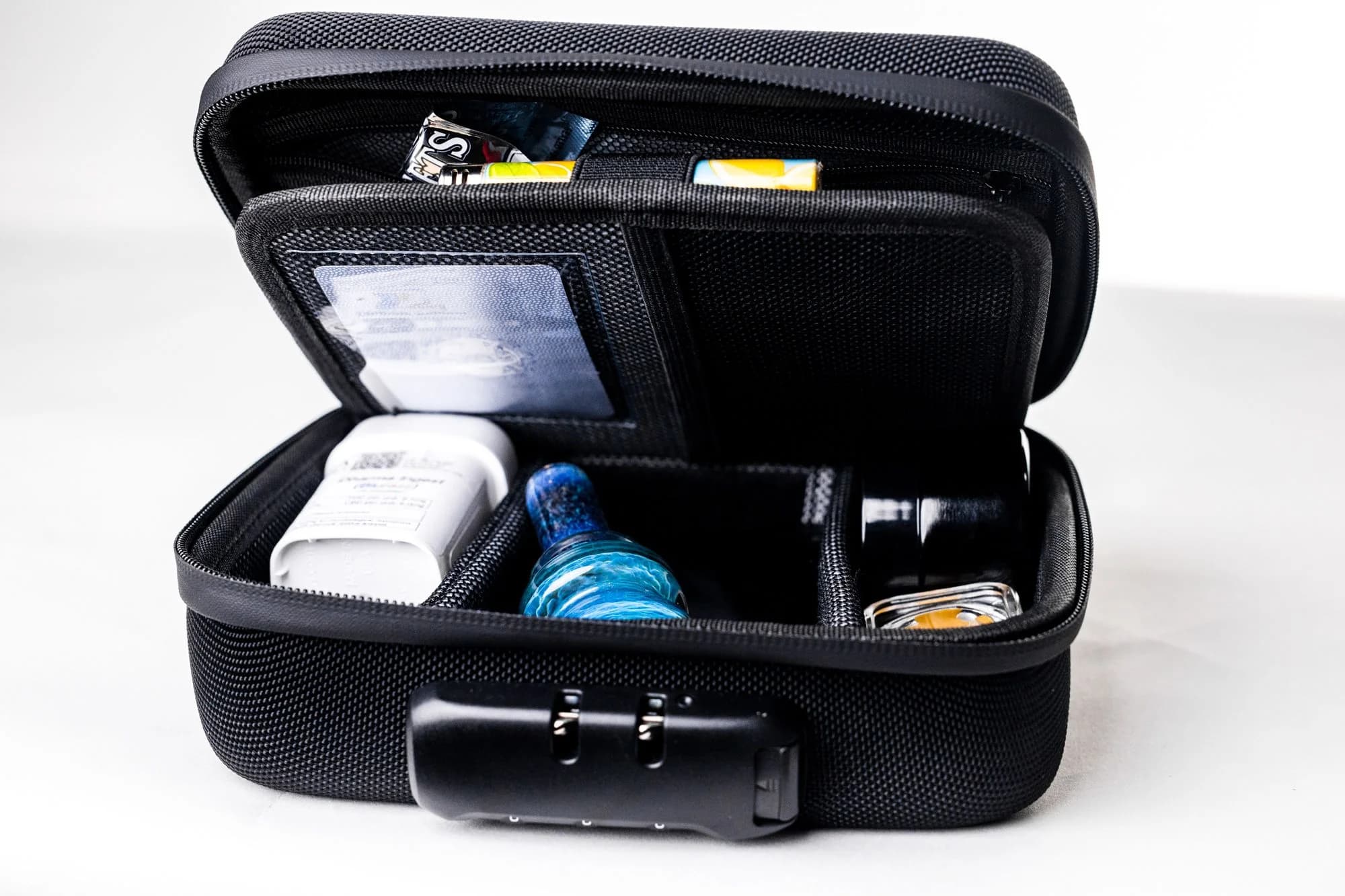 LockGreen Stash Box — carrying handle